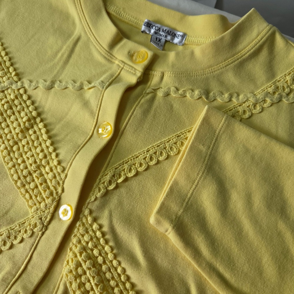 Rebecca Malone‎ Woman Yellow Lace Trim Button Front Cardigan 1X 3/4 Sleeve Read!